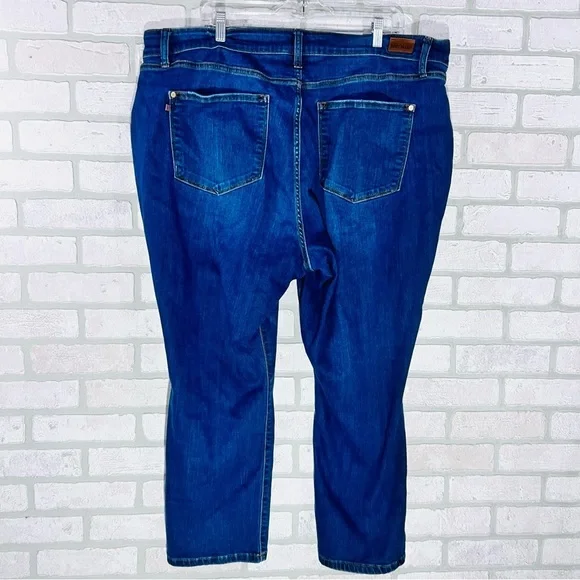 Judy Blue Skinny Fit  Dark Wash Capri Jeans Size 24W - Picture 5 of 9